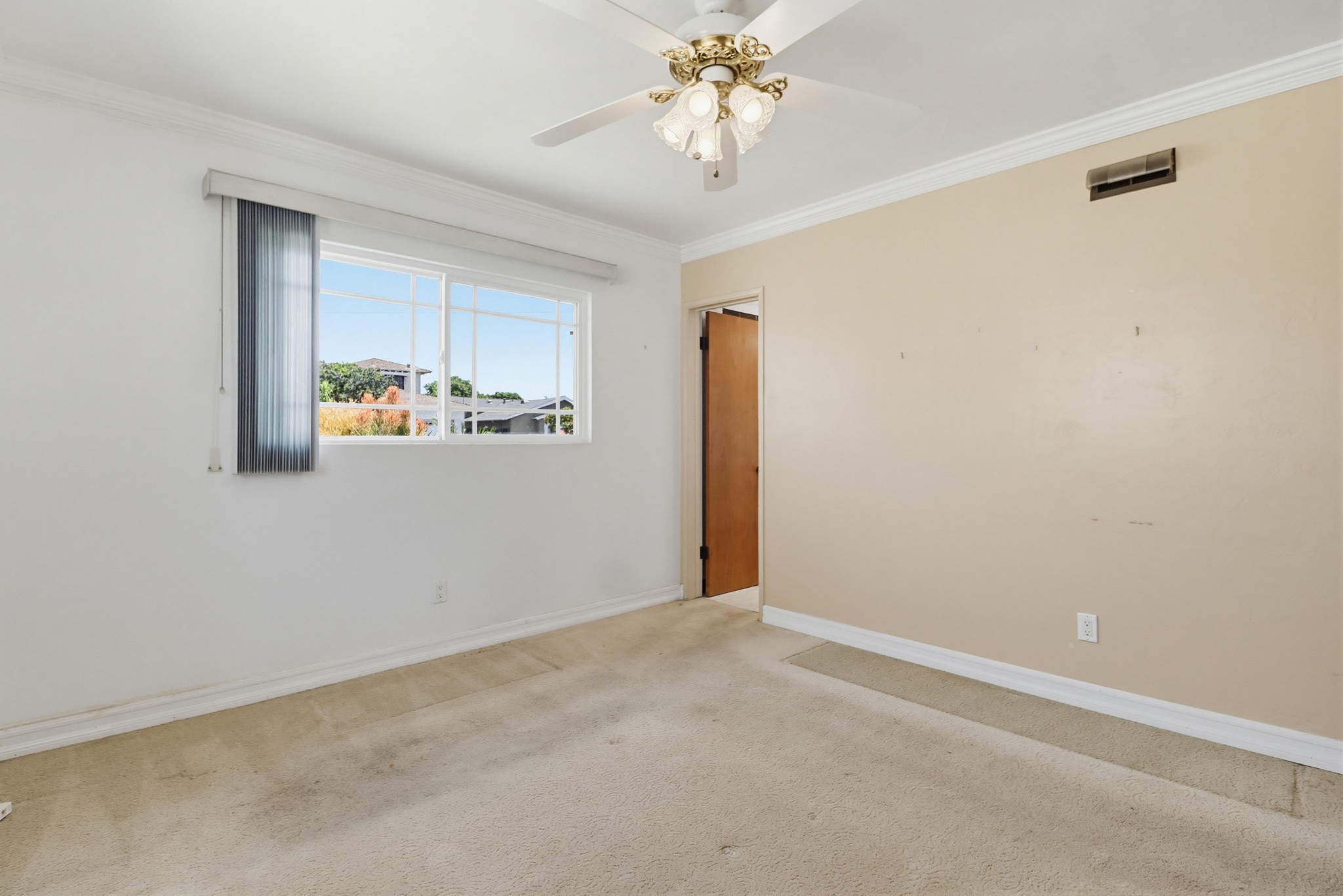 Virtual tour photo 33 of 53 for 624 Guava Ave
