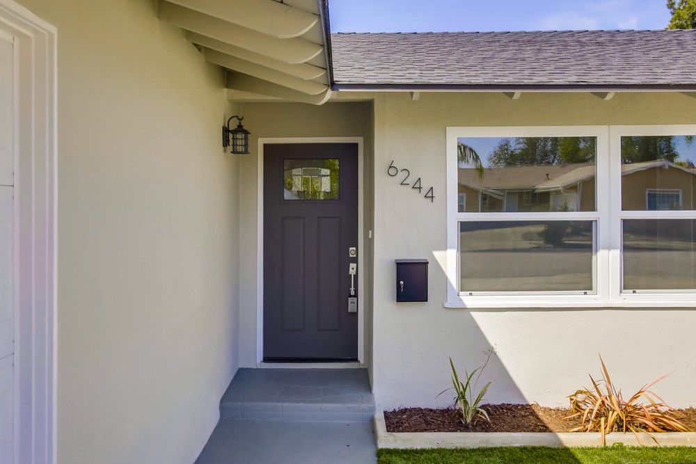 Virtual tour photo 5 of 40 for 6244 Lake Aral Dr