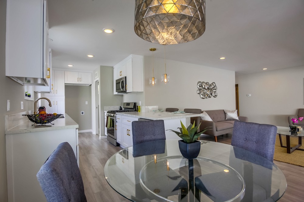 Virtual tour photo 13 of 40 for 6244 Lake Aral Dr