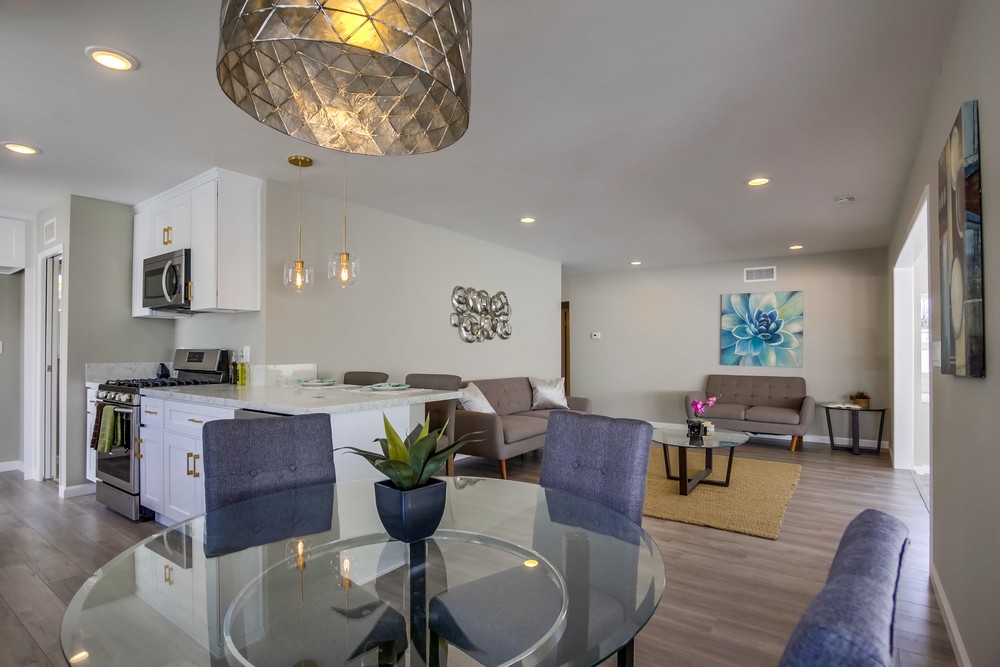Virtual tour photo 14 of 40 for 6244 Lake Aral Dr