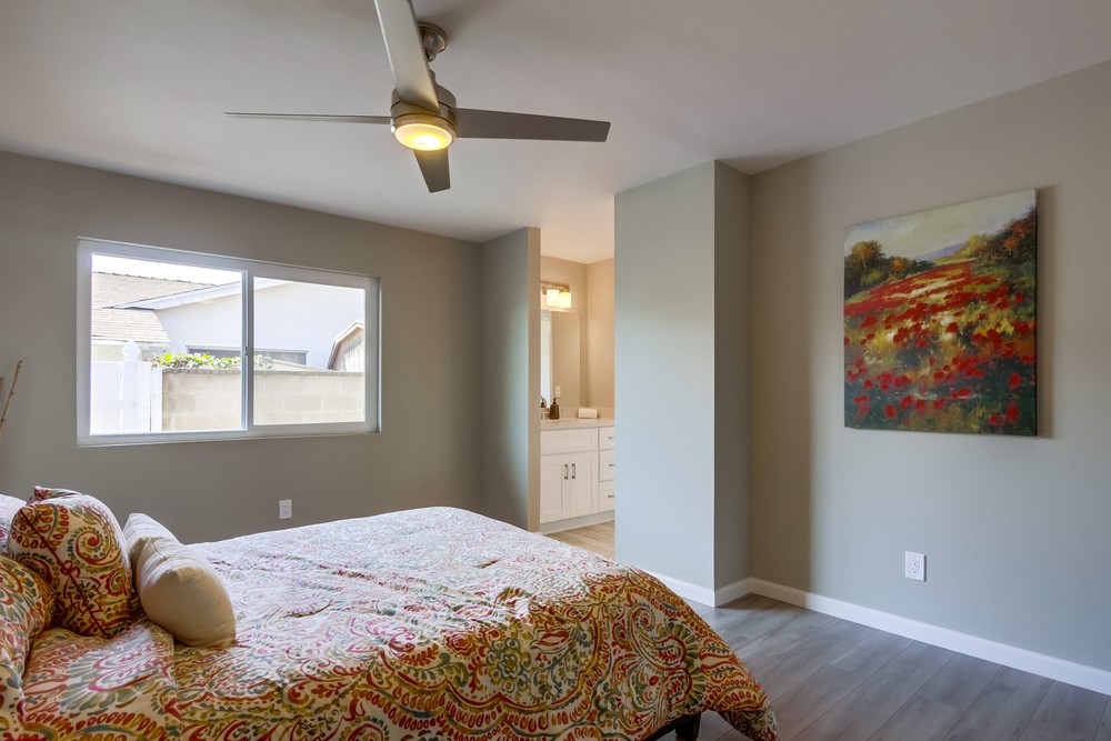 Virtual tour photo 23 of 40 for 6244 Lake Aral Dr