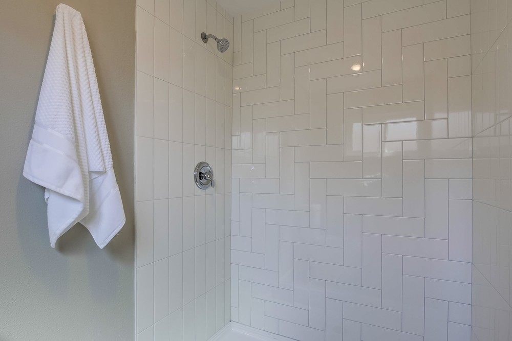 Virtual tour photo 29 of 40 for 6244 Lake Aral Dr