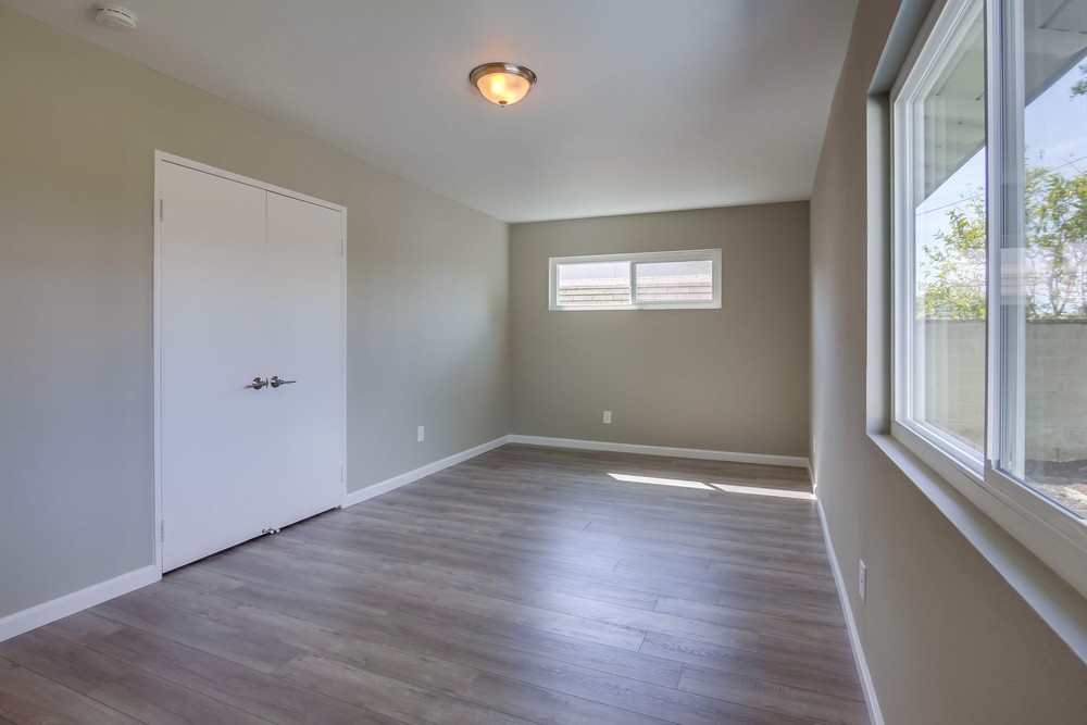 Virtual tour photo 31 of 40 for 6244 Lake Aral Dr