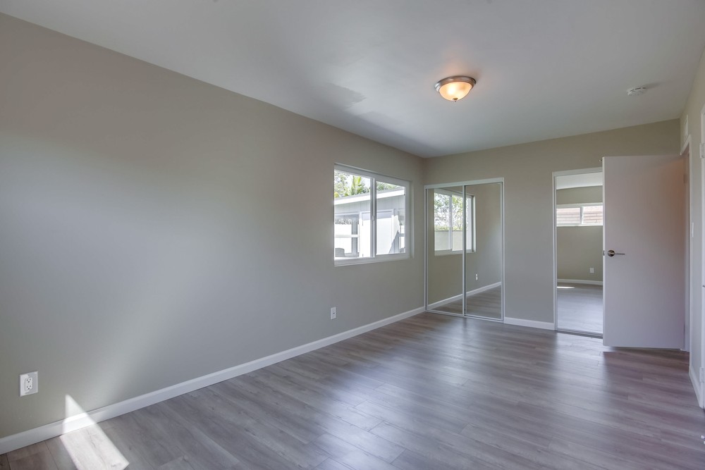 Virtual tour photo 32 of 40 for 6244 Lake Aral Dr