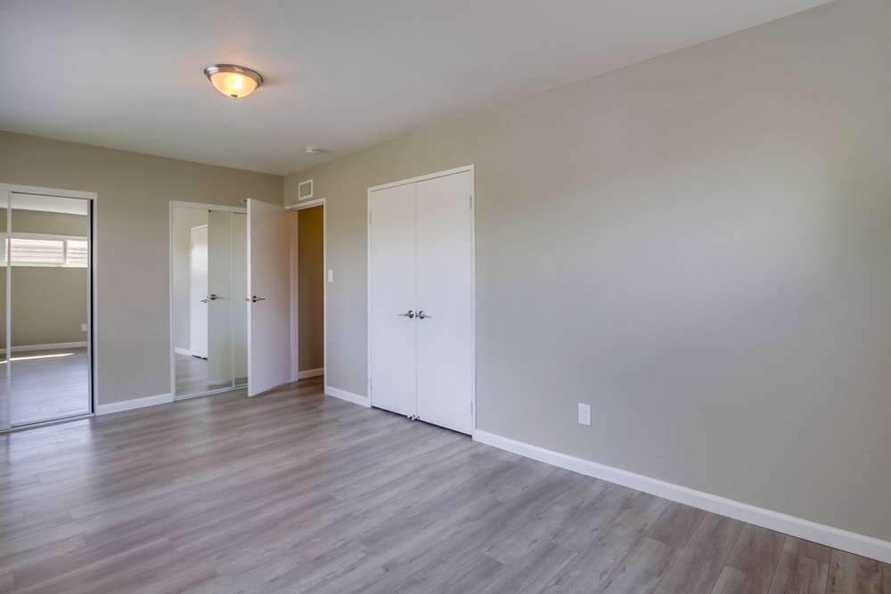 Virtual tour photo 33 of 40 for 6244 Lake Aral Dr