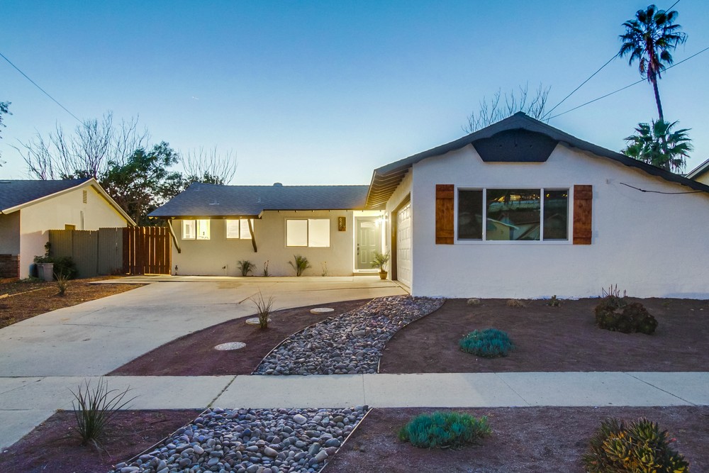 Virtual tour photo 1 of 45 for 6250 Lake Arrowhead Dr