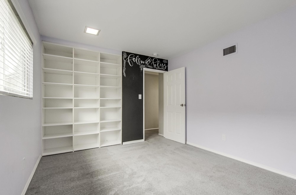 Virtual tour photo 34 of 49 for 6263 Cowles Mountain Blvd