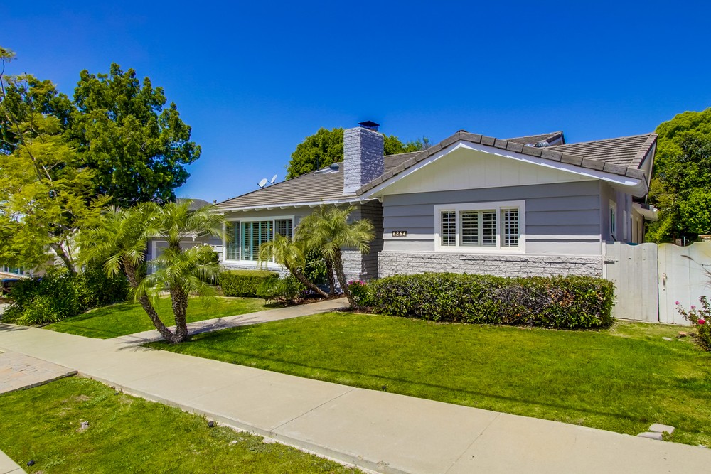 Virtual tour photo 4 of 72 for 6264 Rockhurst Dr
