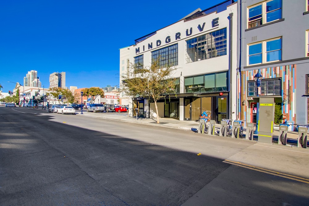 Virtual tour photo 5 of 49 for 627 Eighth Ave