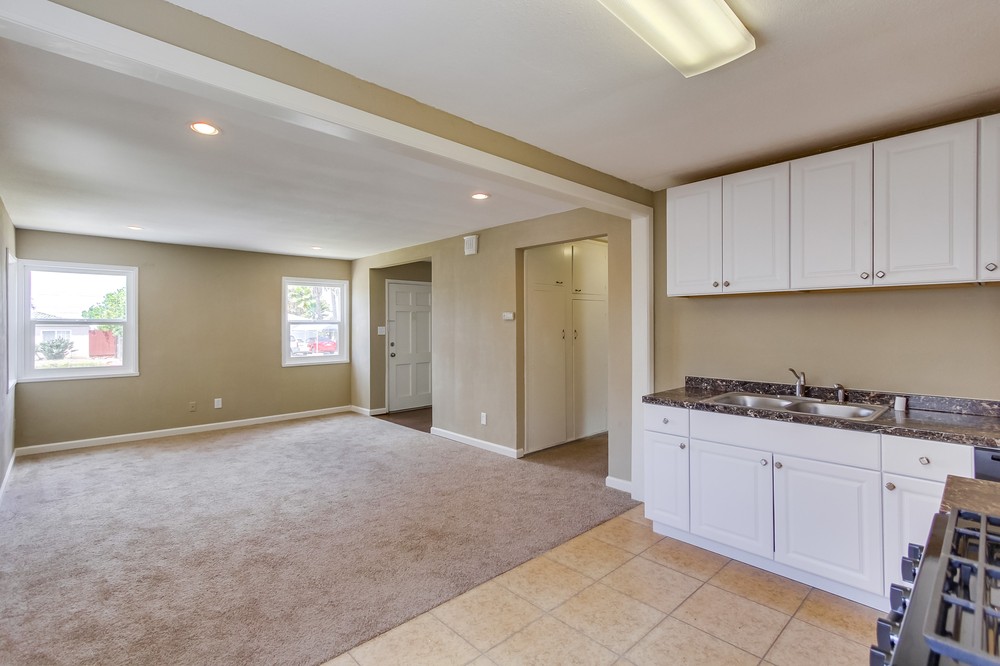 Virtual tour photo 11 of 42 for 627 South 46th Street