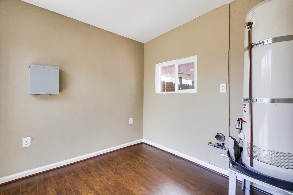 Virtual tour photo 34 of 42 for 627 South 46th Street