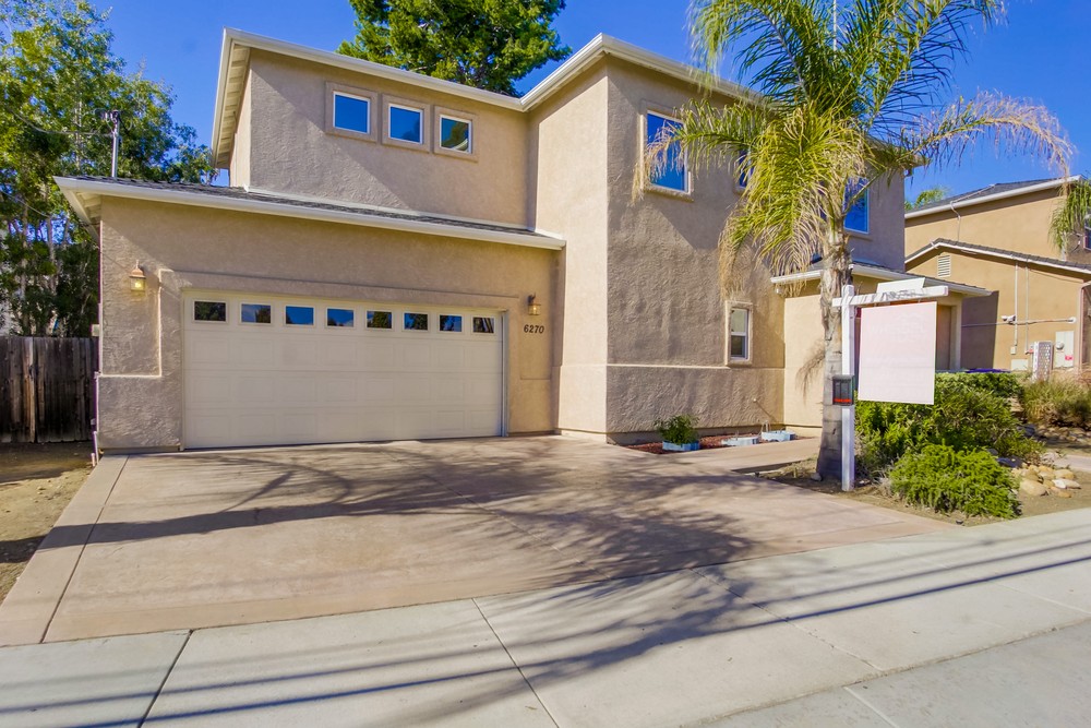 Virtual tour photo 1 of 43 for 6270 E Lake Dr
