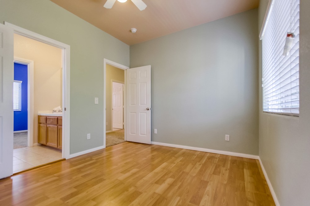 Virtual tour photo 34 of 43 for 6270 E Lake Dr