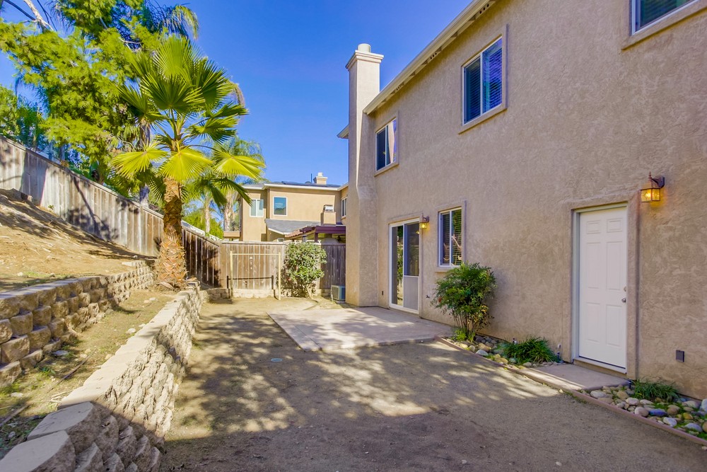 Virtual tour photo 37 of 43 for 6270 E Lake Dr