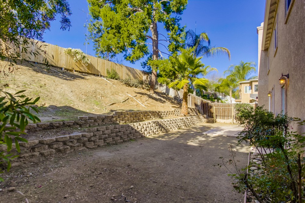 Virtual tour photo 39 of 43 for 6270 E Lake Dr