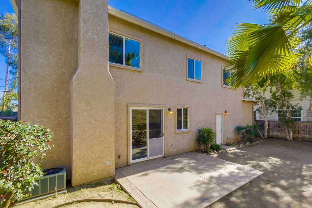 Virtual tour photo 42 of 43 for 6270 E Lake Dr