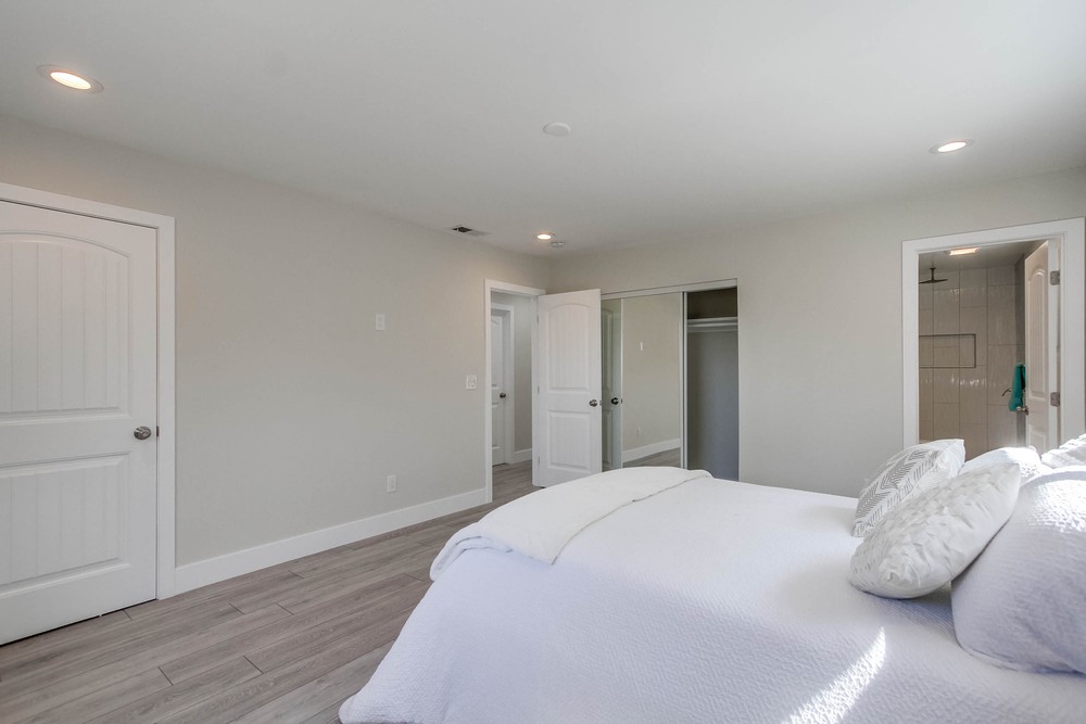 Virtual tour photo 30 of 49 for 6272 Radio Dr
