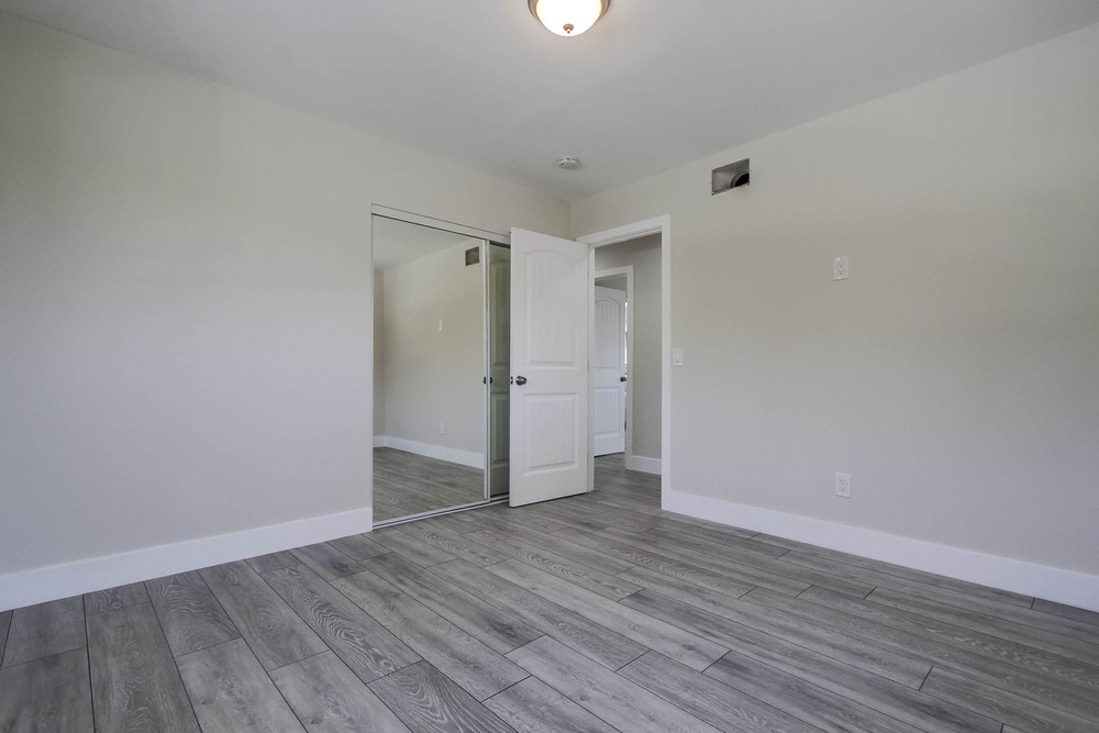 Virtual tour photo 36 of 49 for 6272 Radio Dr