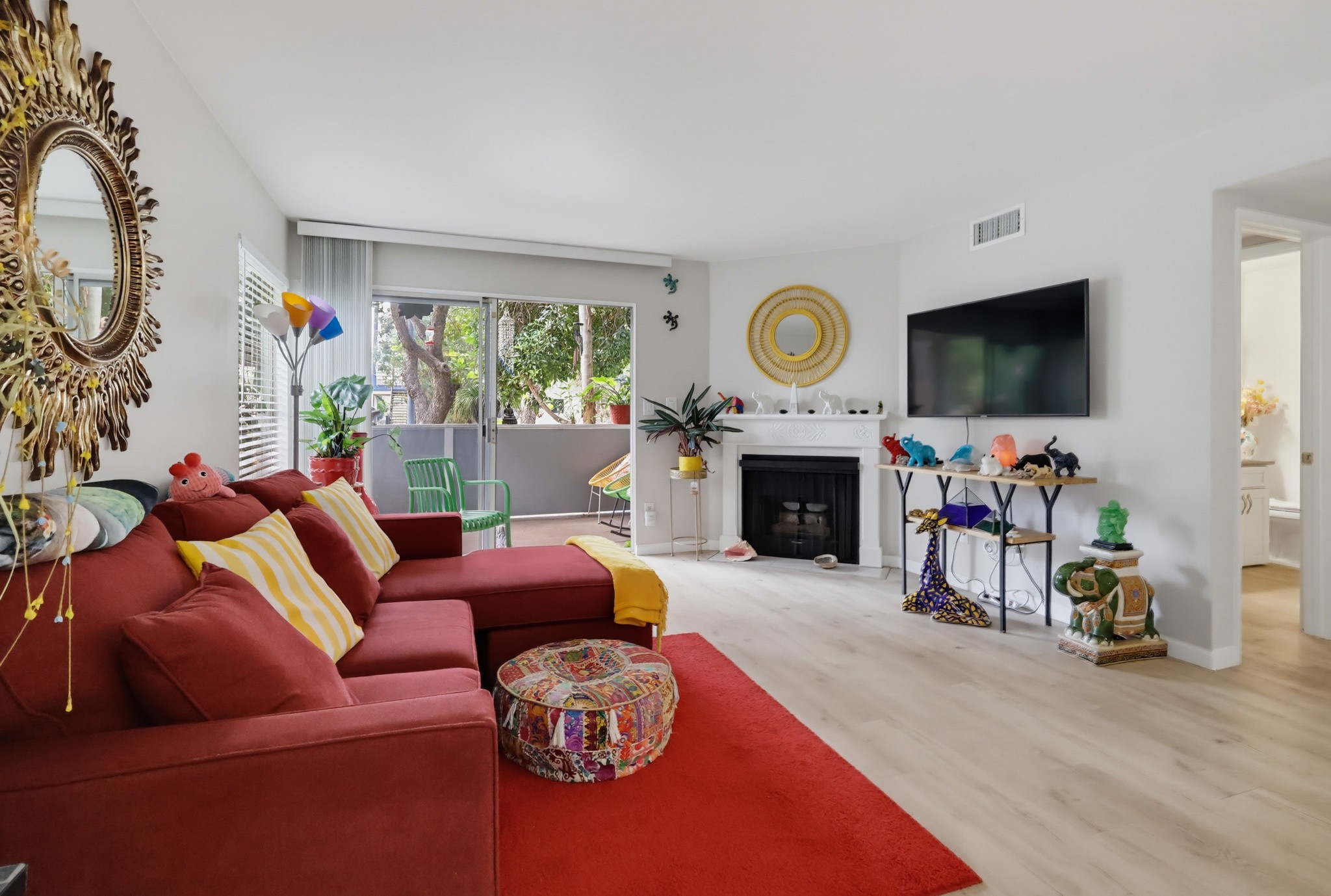 Virtual tour photo 17 of 63 for 628 Daisy Ave #22