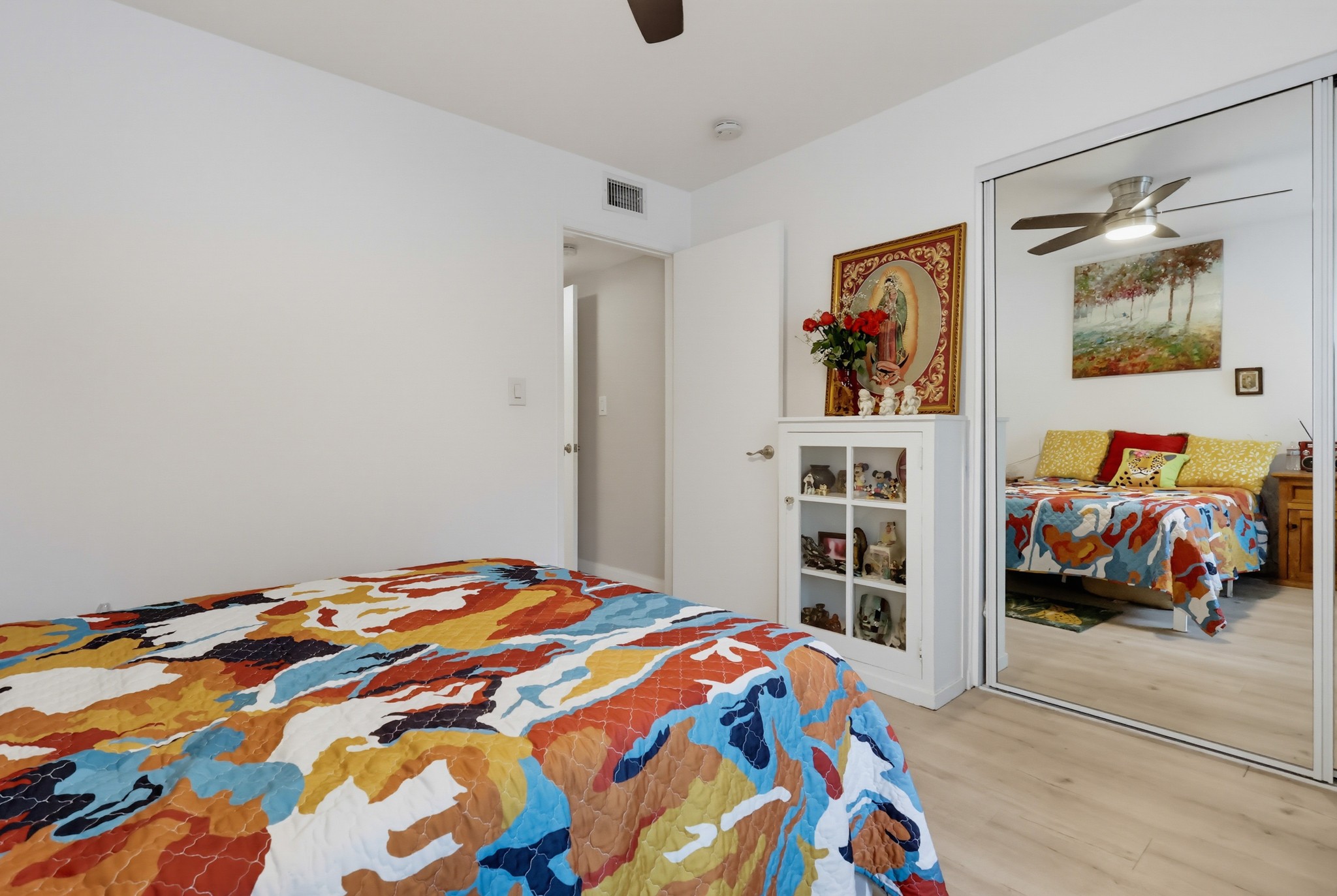 Virtual tour photo 37 of 63 for 628 Daisy Ave #22