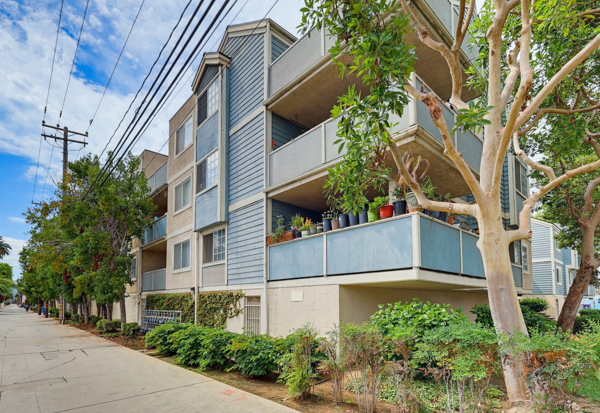 Virtual tour photo 61 of 63 for 628 Daisy Ave #22