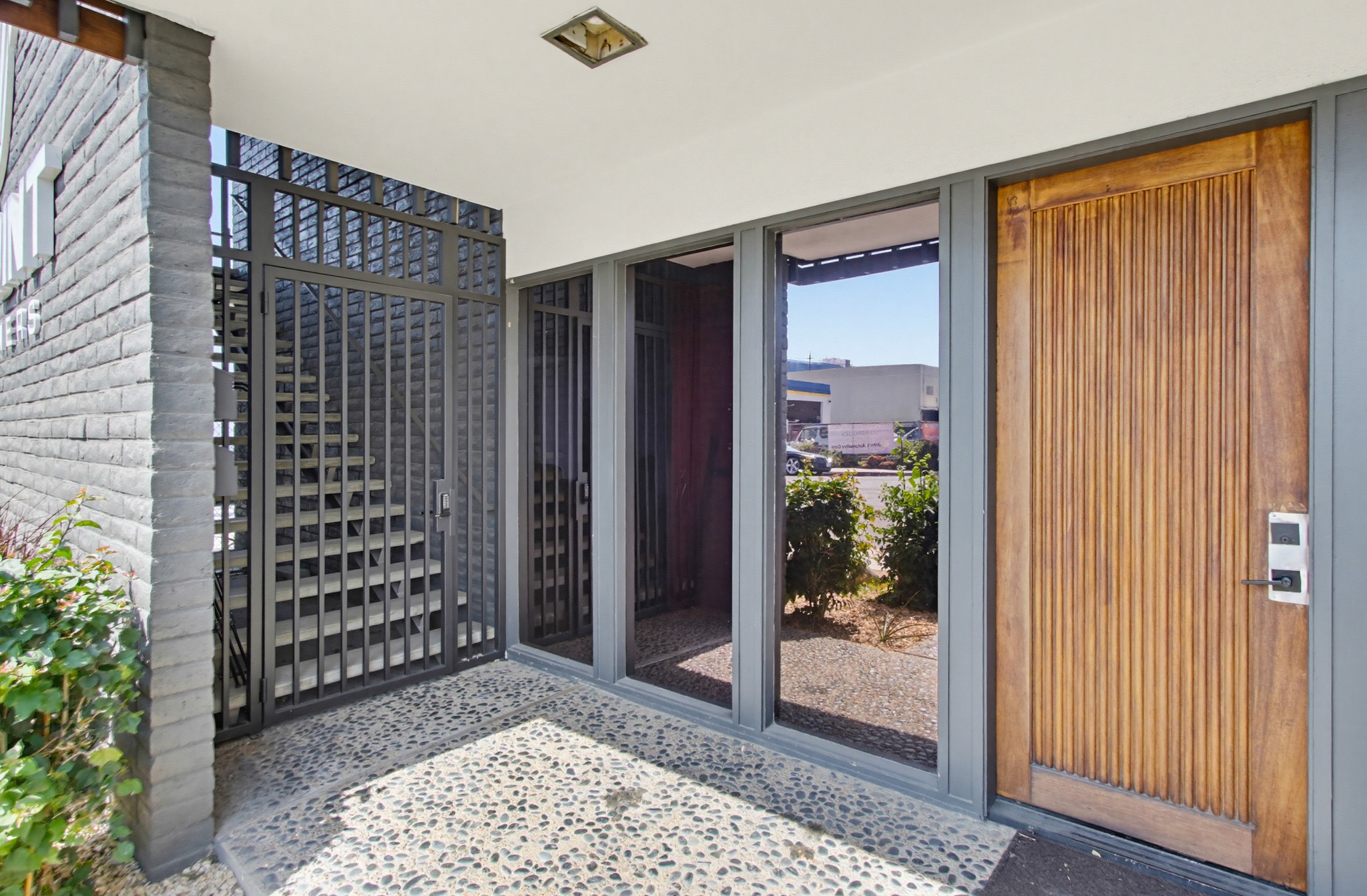 Virtual tour photo 5 of 78 for 6280 Riverdale St