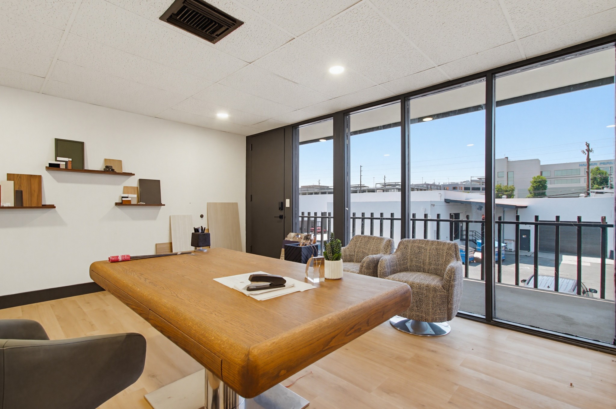 Virtual tour photo 12 of 78 for 6280 Riverdale St
