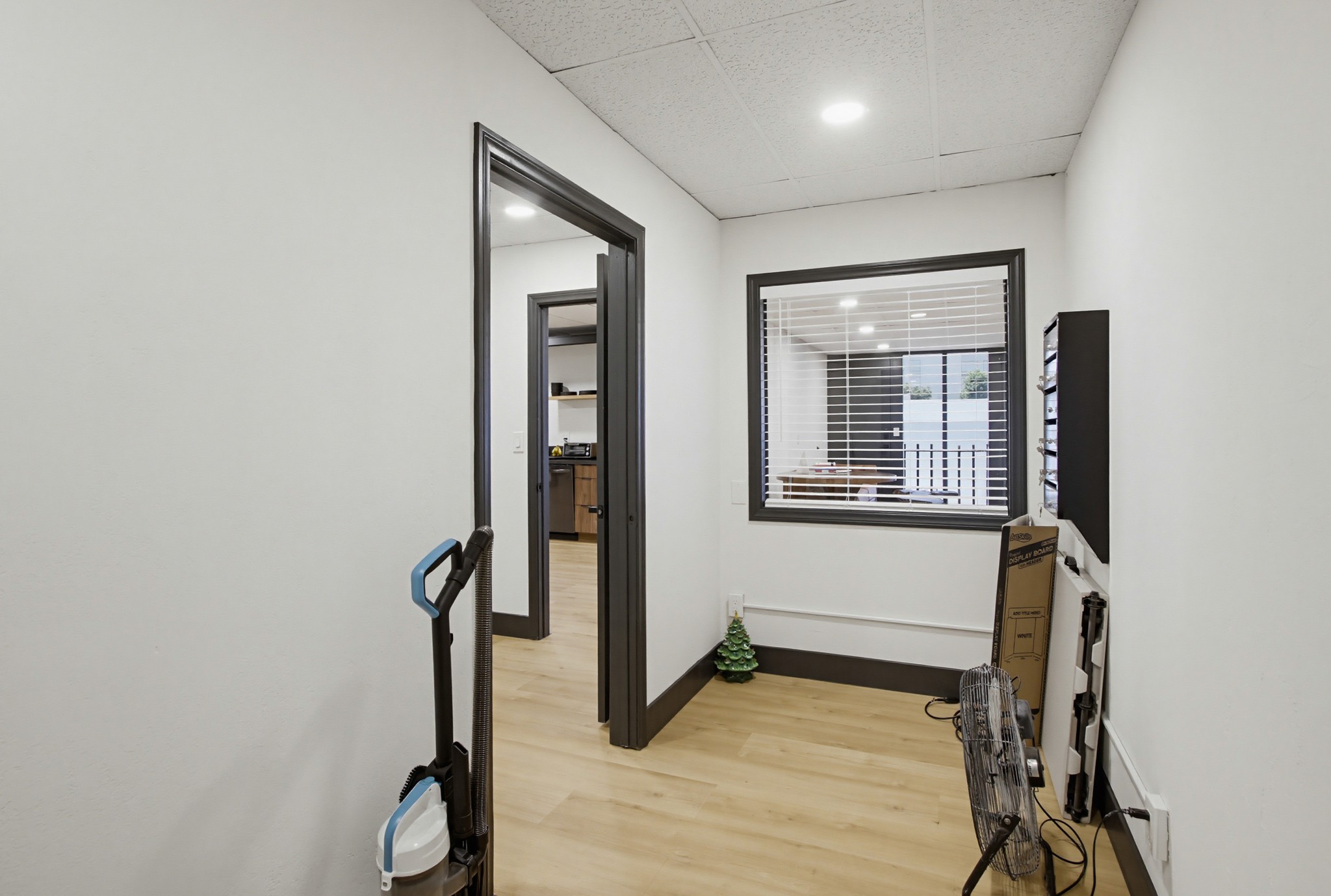 Virtual tour photo 56 of 78 for 6280 Riverdale St