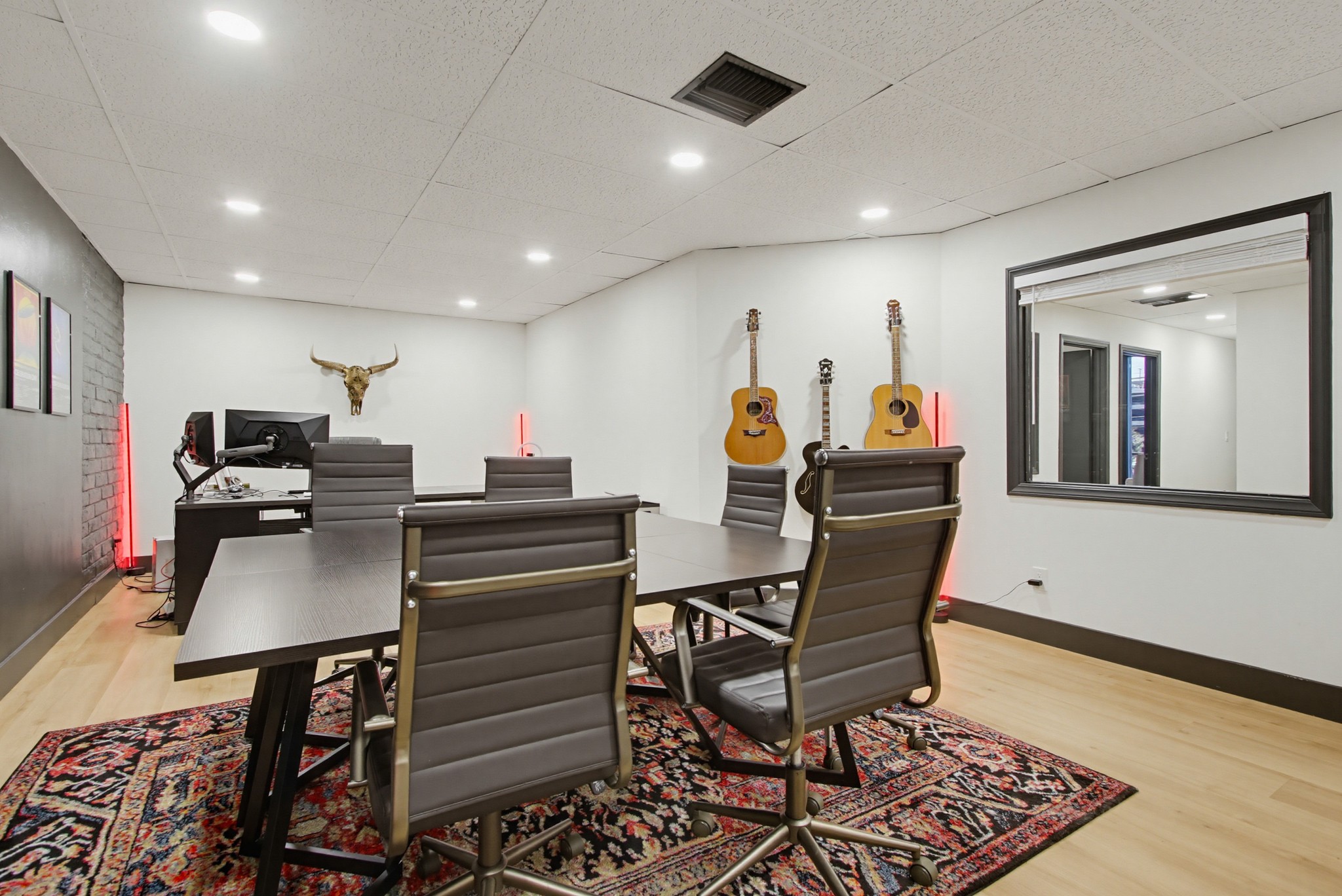 Virtual tour photo 60 of 78 for 6280 Riverdale St