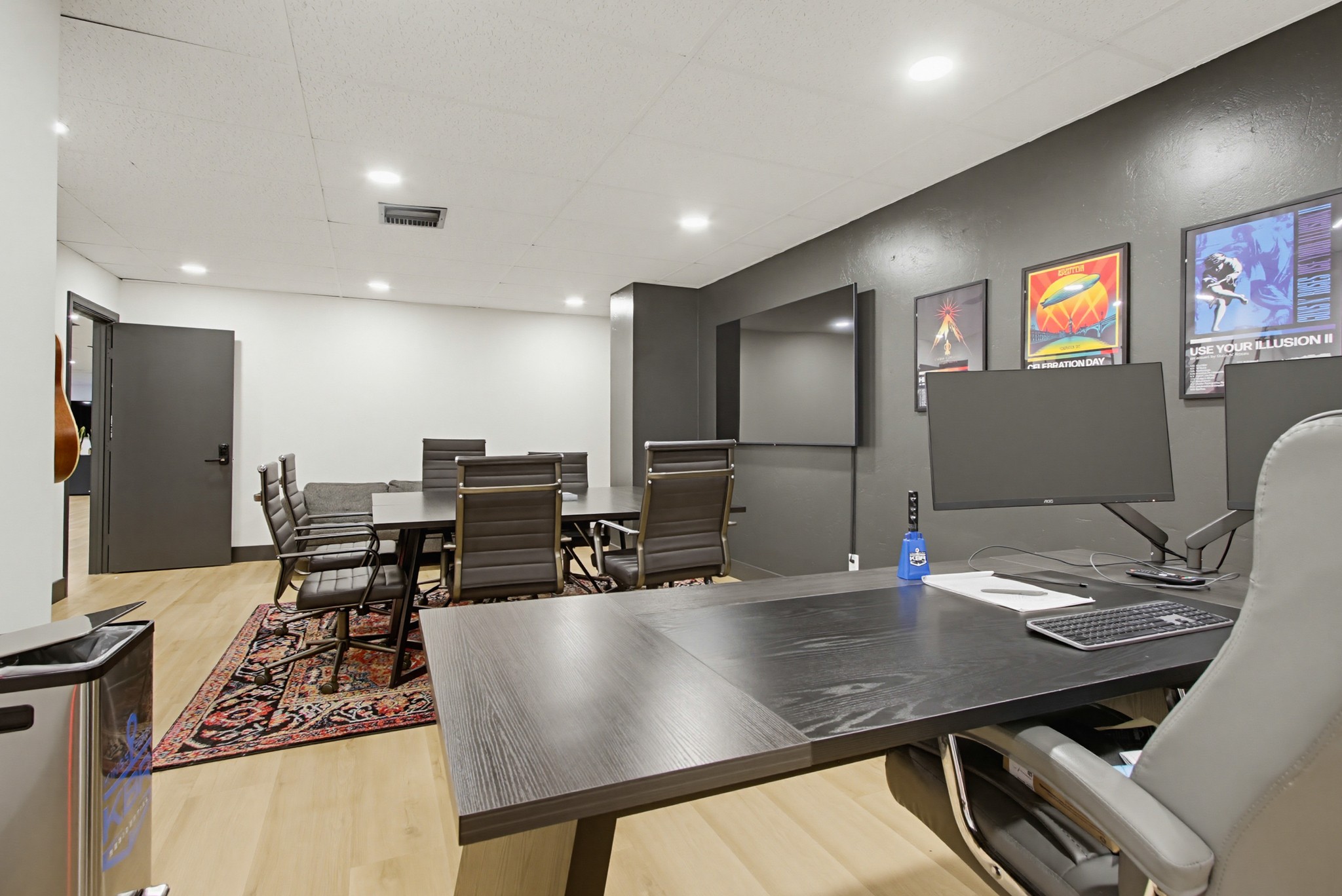 Virtual tour photo 61 of 78 for 6280 Riverdale St