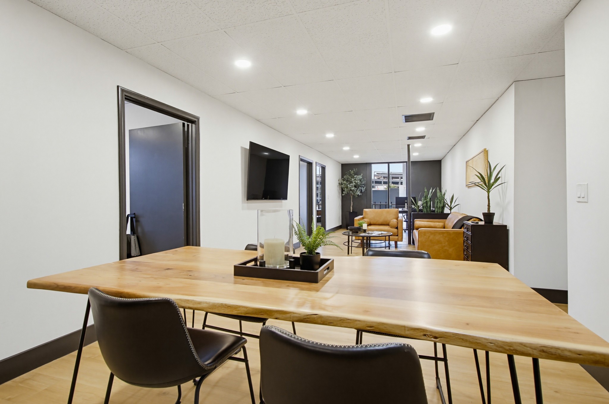 Virtual tour photo 66 of 78 for 6280 Riverdale St