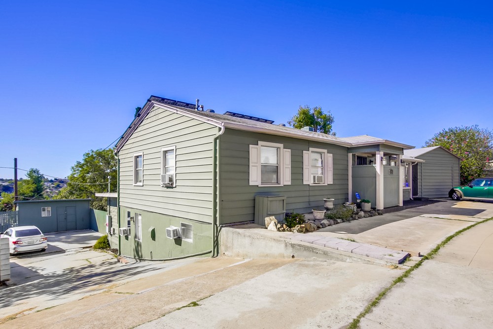 Virtual tour photo 3 of 56 for 6283 Lorca Dr
