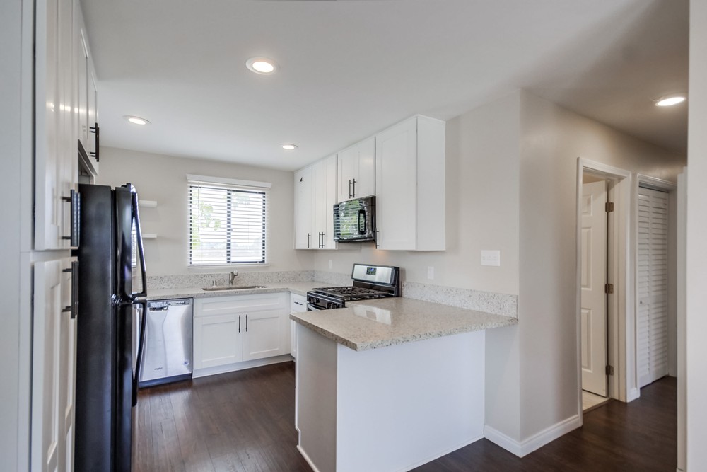 Virtual tour photo 13 of 39 for 6284 Osler St
