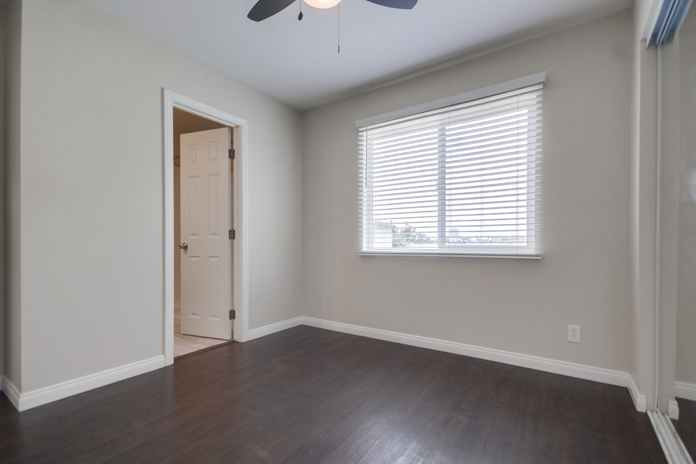 Virtual tour photo 27 of 39 for 6284 Osler St