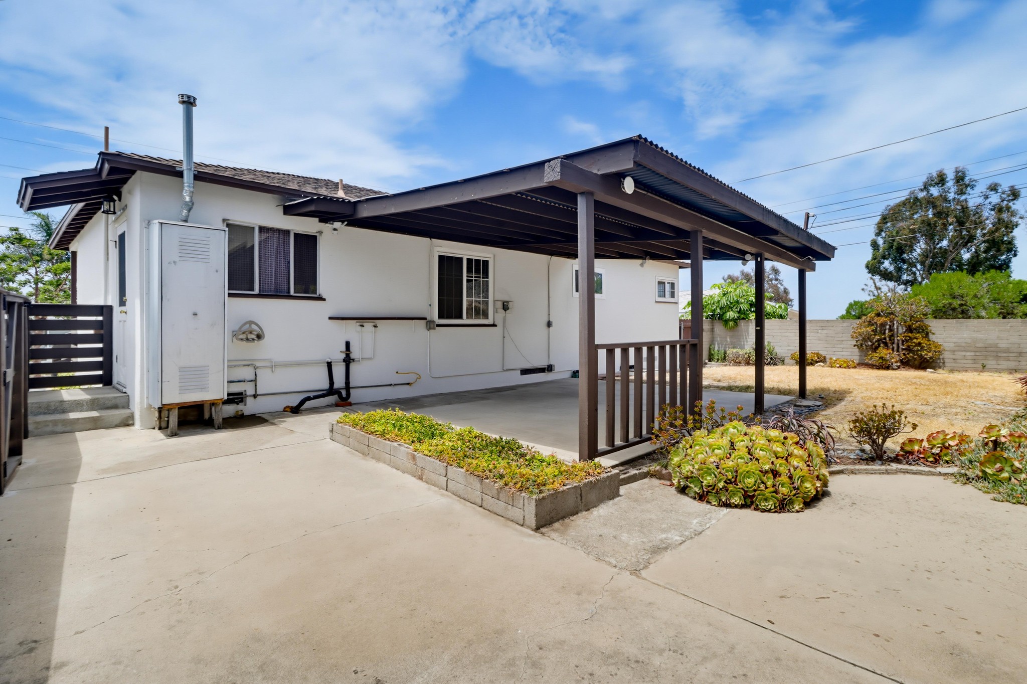Virtual tour photo 28 of 35 for 629 Gretchen Rd