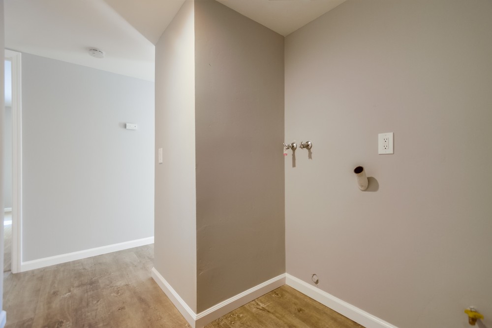 Virtual tour photo 40 of 47 for 6303 Lolly Ln