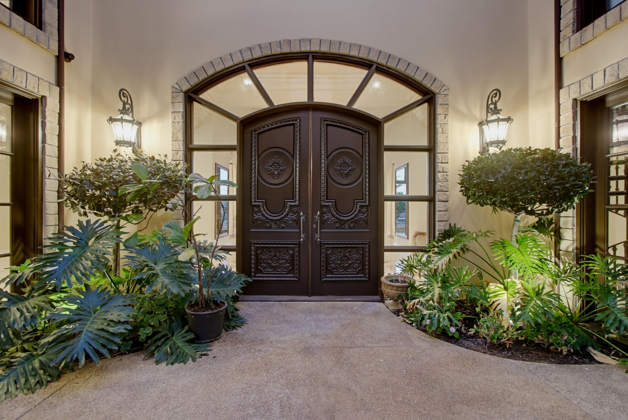 Virtual tour photo 6 of 59 for 6306 El Apajo