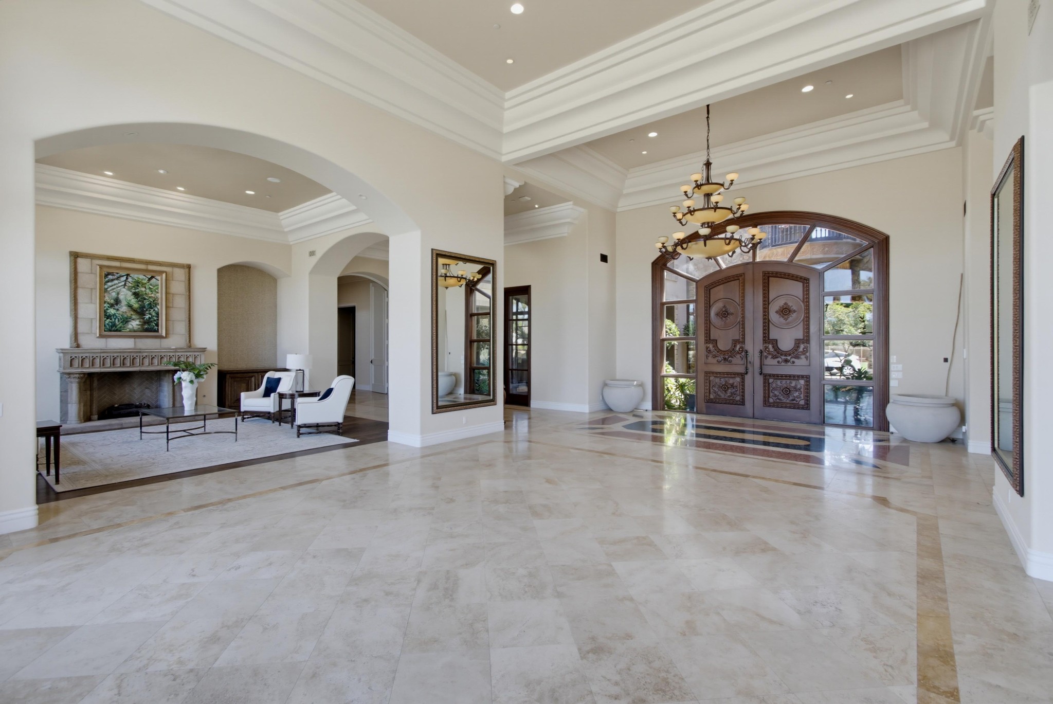 Virtual tour photo 9 of 59 for 6306 El Apajo