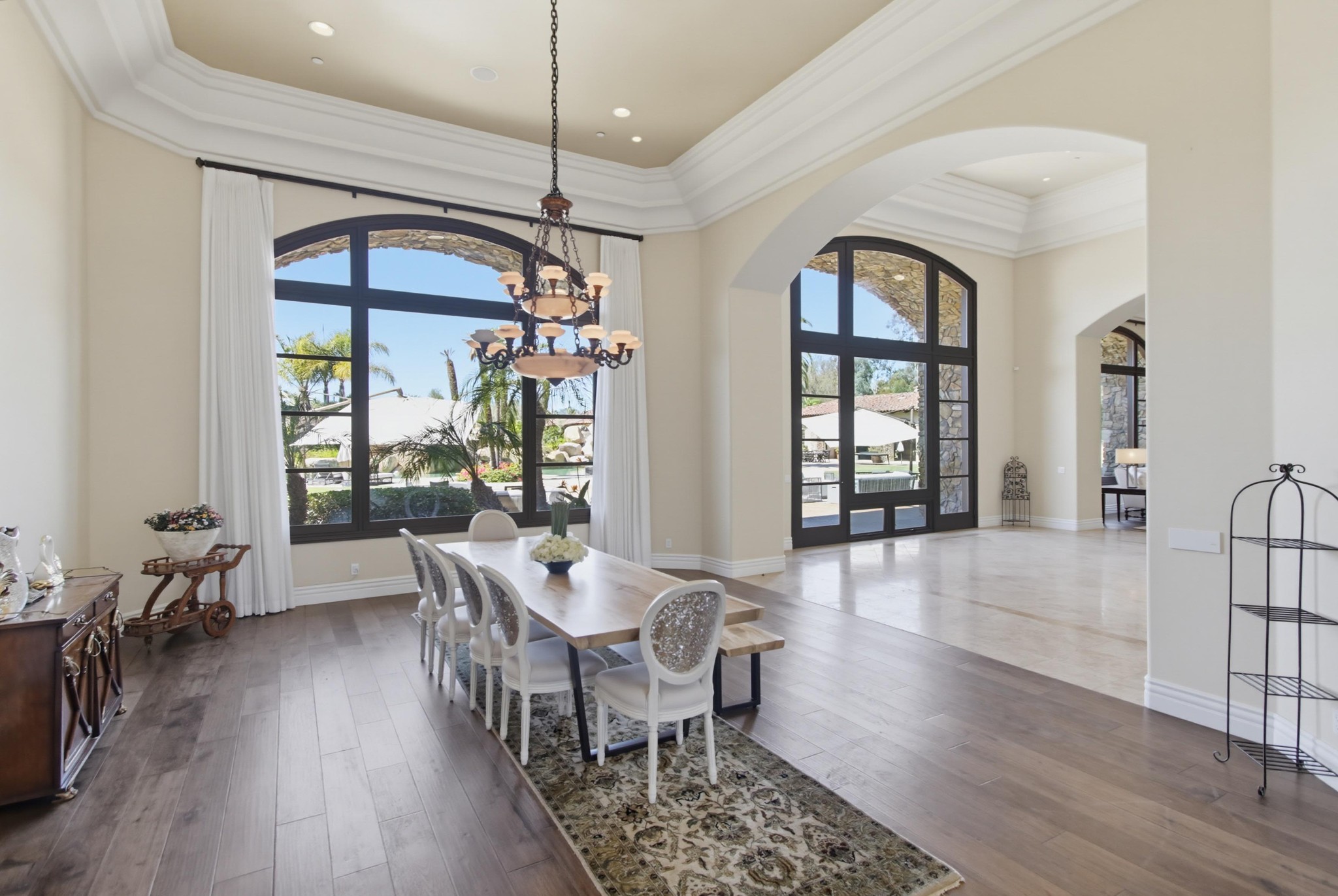 Virtual tour photo 14 of 64 for 6306 El Apajo