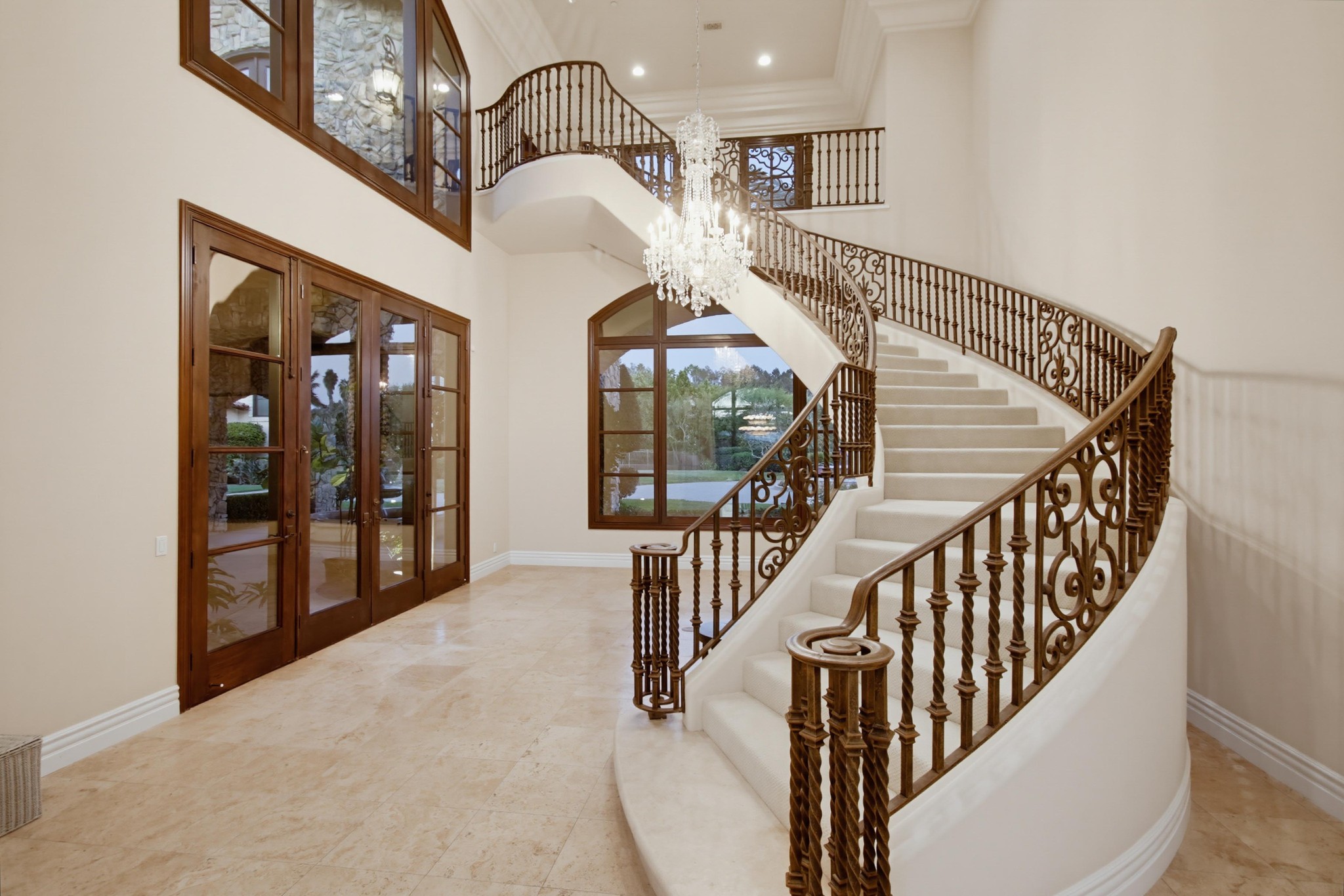 Virtual tour photo 31 of 59 for 6306 El Apajo