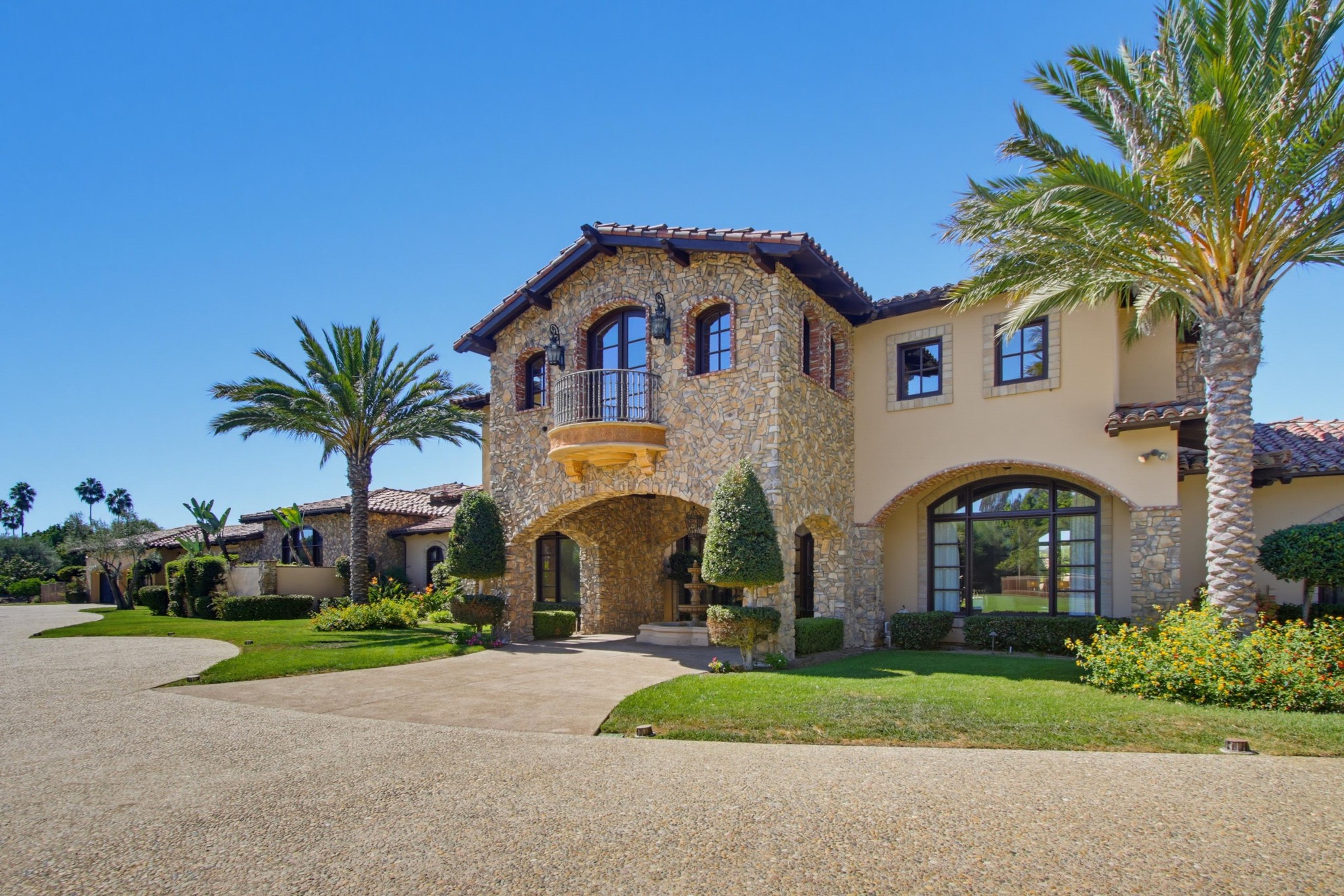 Virtual tour photo 47 of 59 for 6306 El Apajo