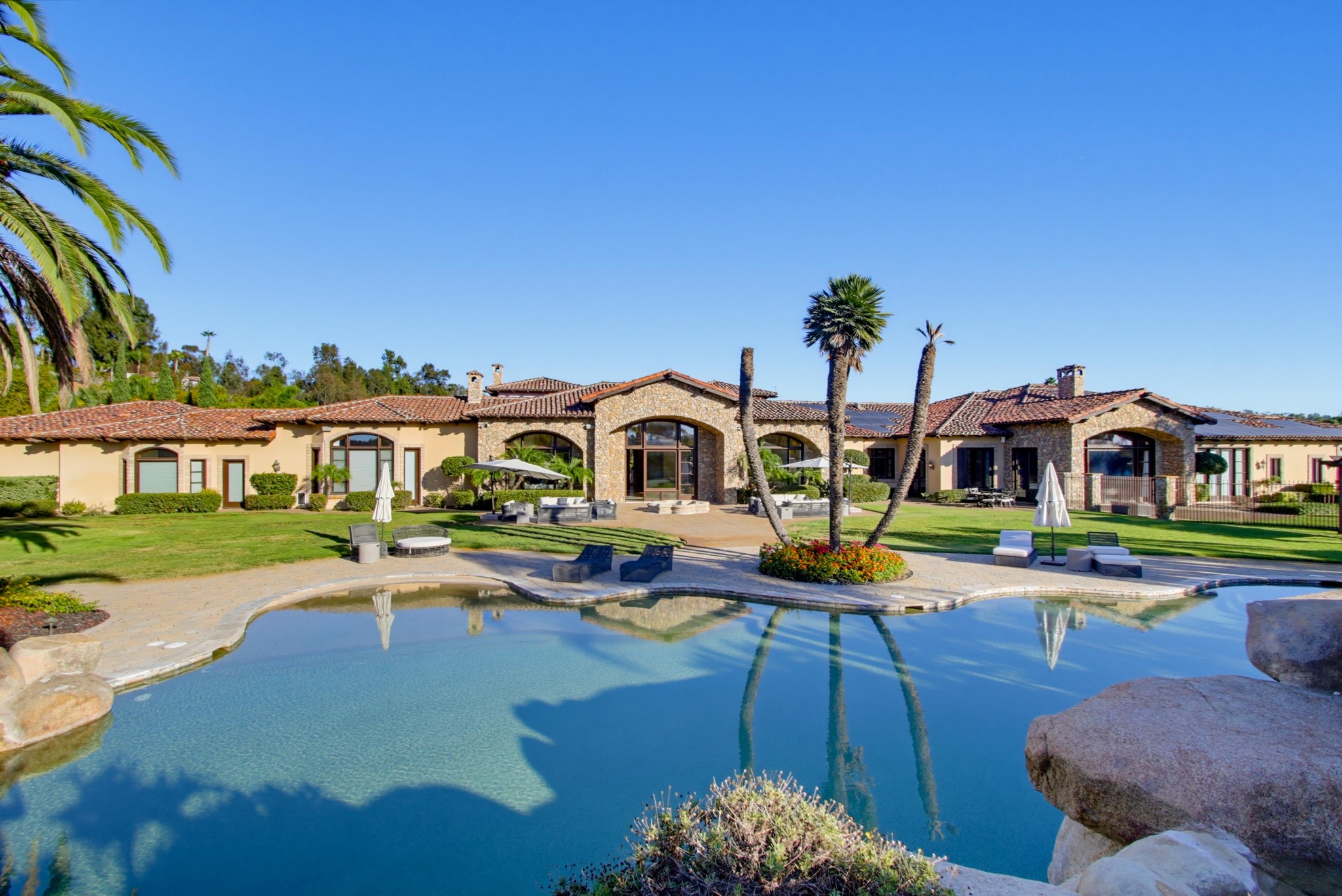 Virtual tour photo 53 of 59 for 6306 El Apajo