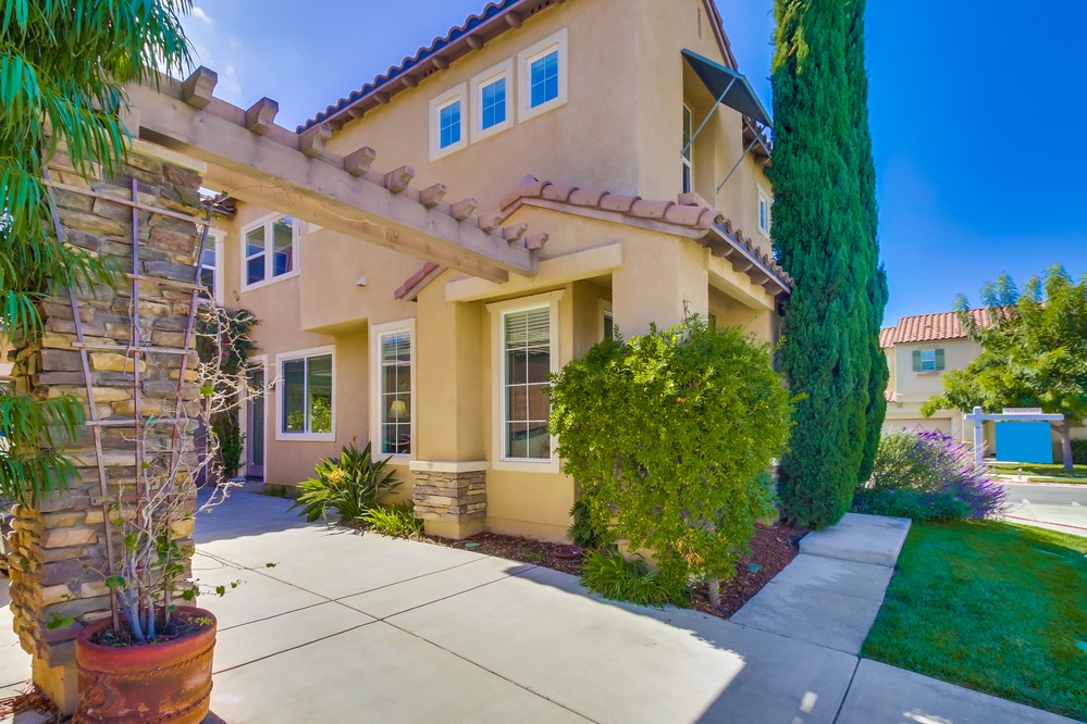 Virtual tour photo 5 of 49 for 6307 Oleander Way