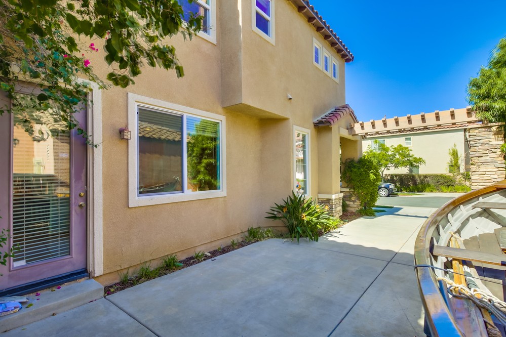 Virtual tour photo 7 of 49 for 6307 Oleander Way