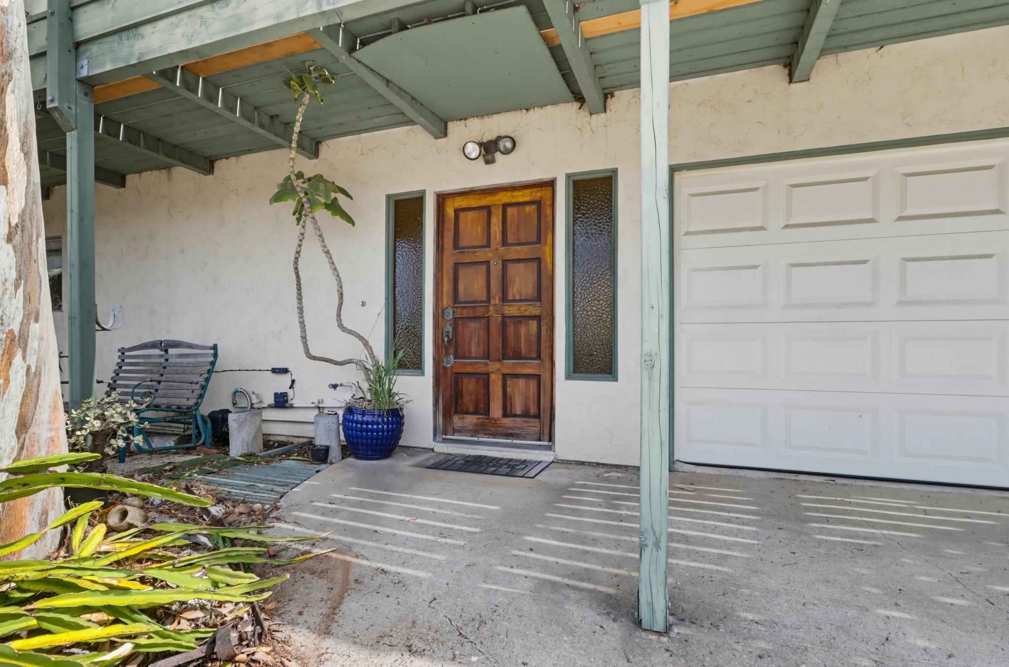 Virtual tour photo 6 of 61 for 631 Gretchen Rd