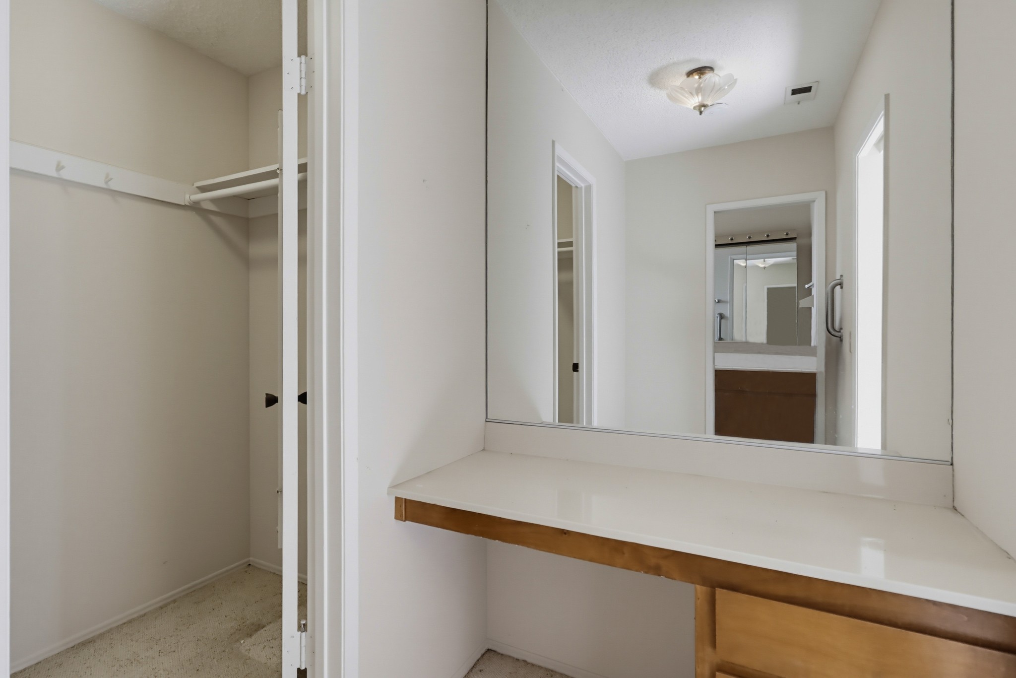 Virtual tour photo 24 of 61 for 631 Gretchen Rd