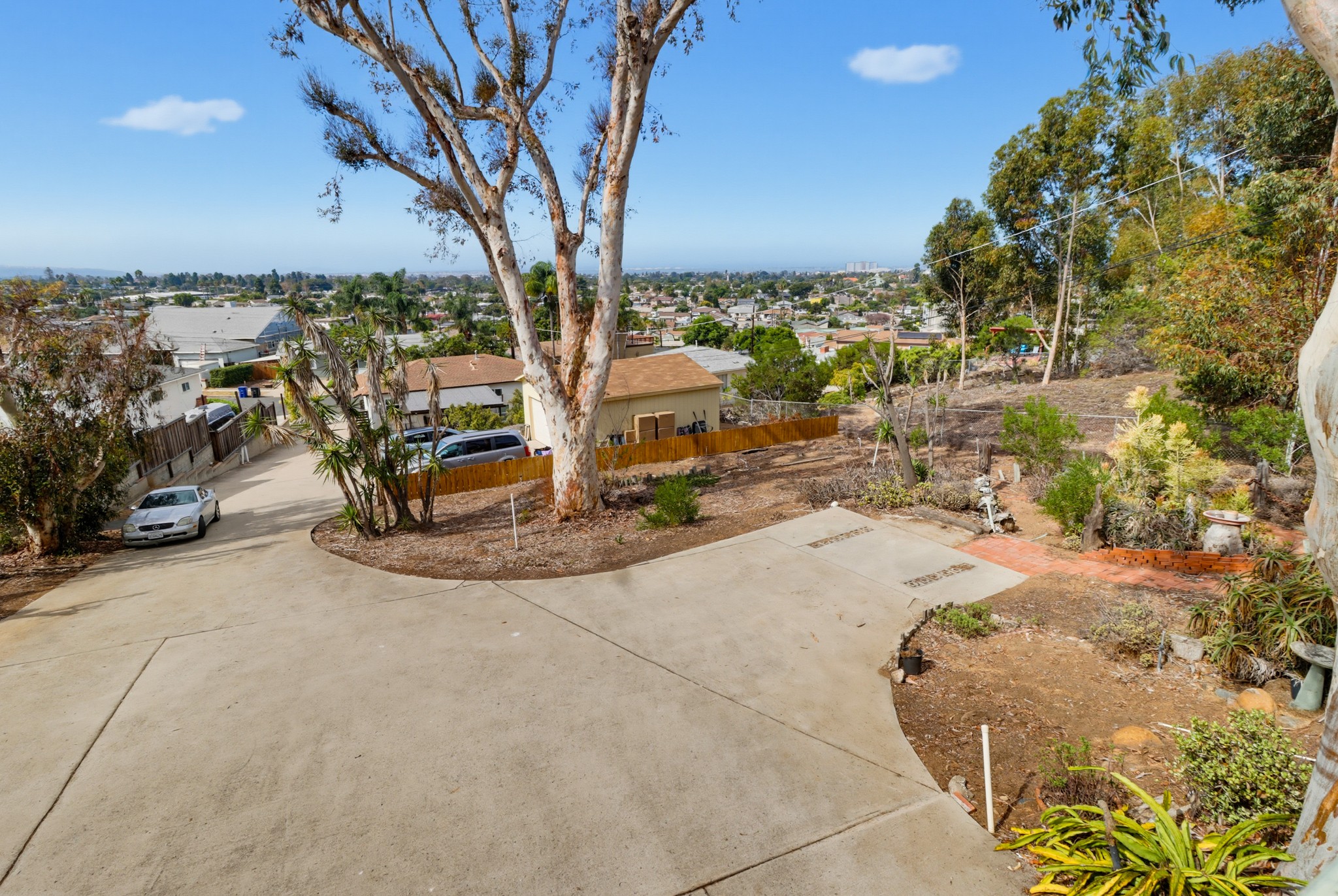 Virtual tour photo 30 of 61 for 631 Gretchen Rd