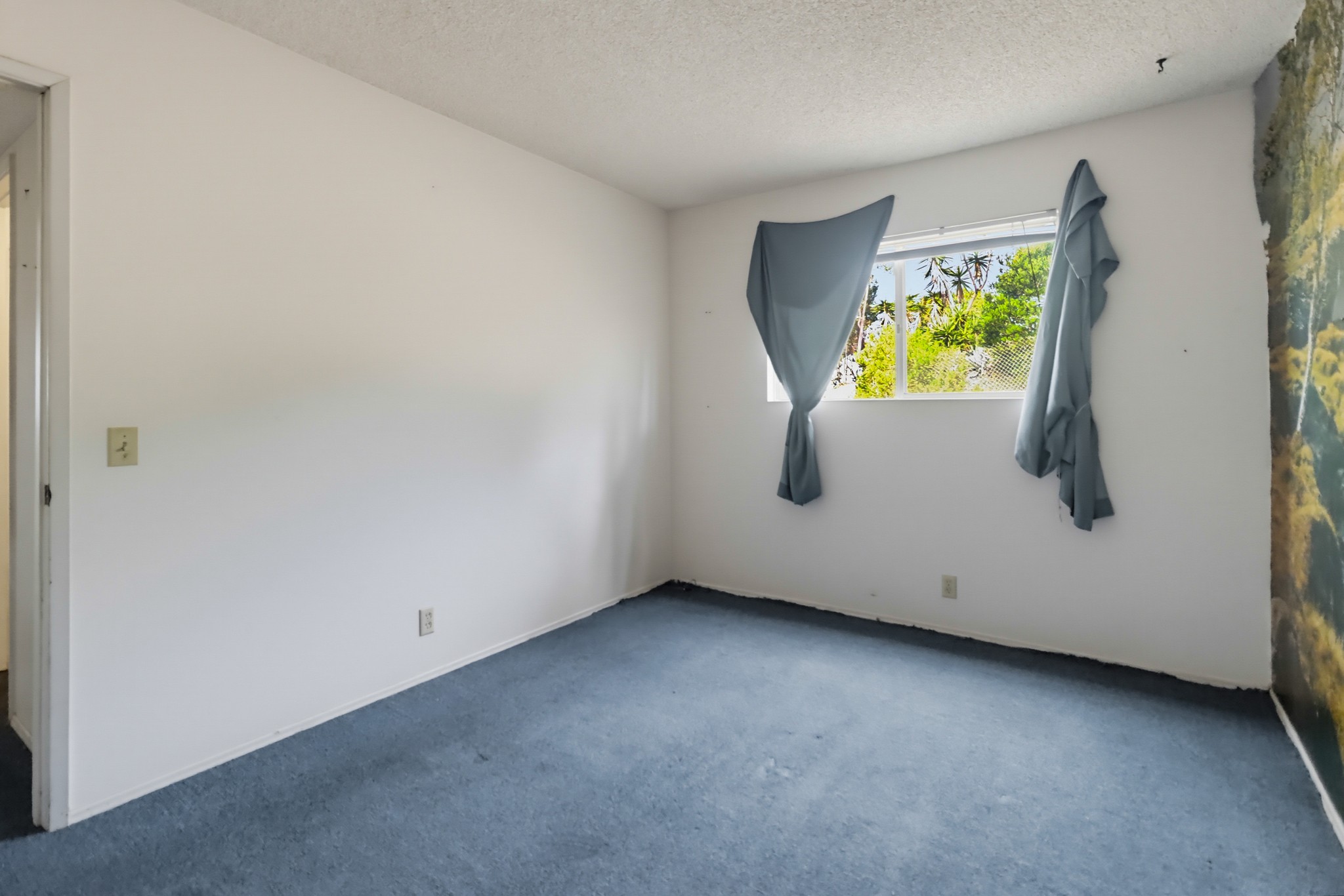 Virtual tour photo 37 of 61 for 631 Gretchen Rd