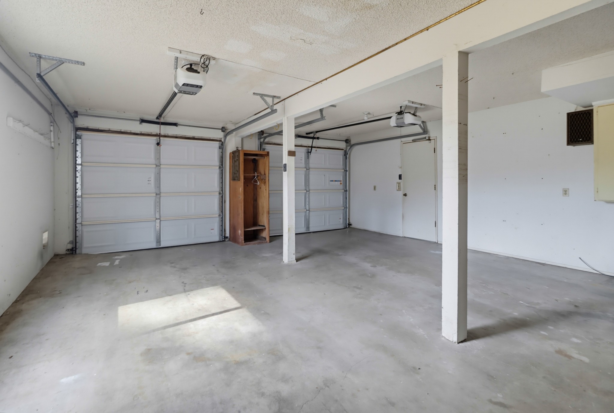 Virtual tour photo 46 of 61 for 631 Gretchen Rd