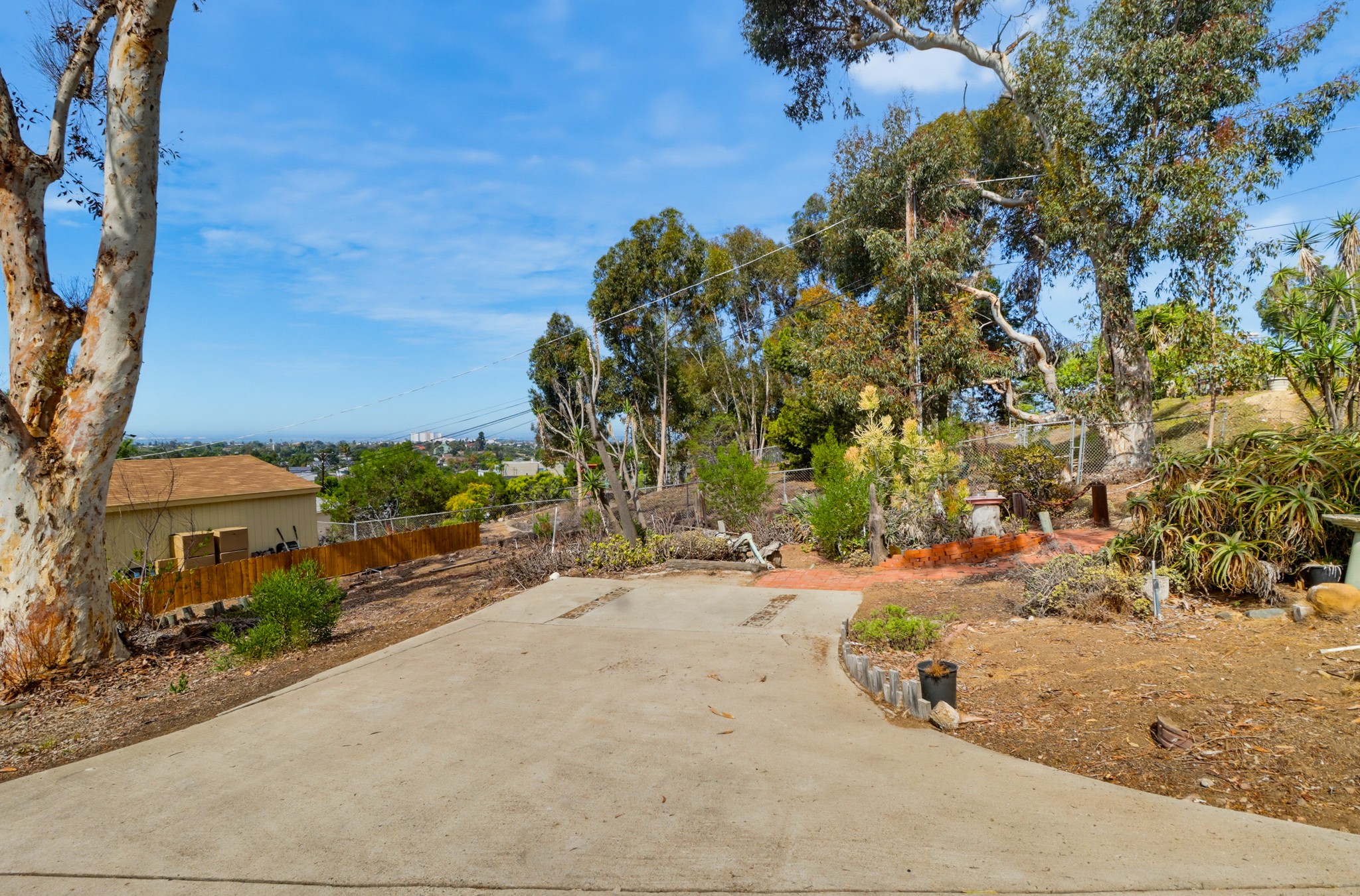 Virtual tour photo 60 of 61 for 631 Gretchen Rd